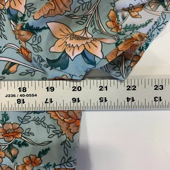 Kara and Kate Women's Floral Button Front Short Sleeve Dress Size L NWT - Picture 11 of 12